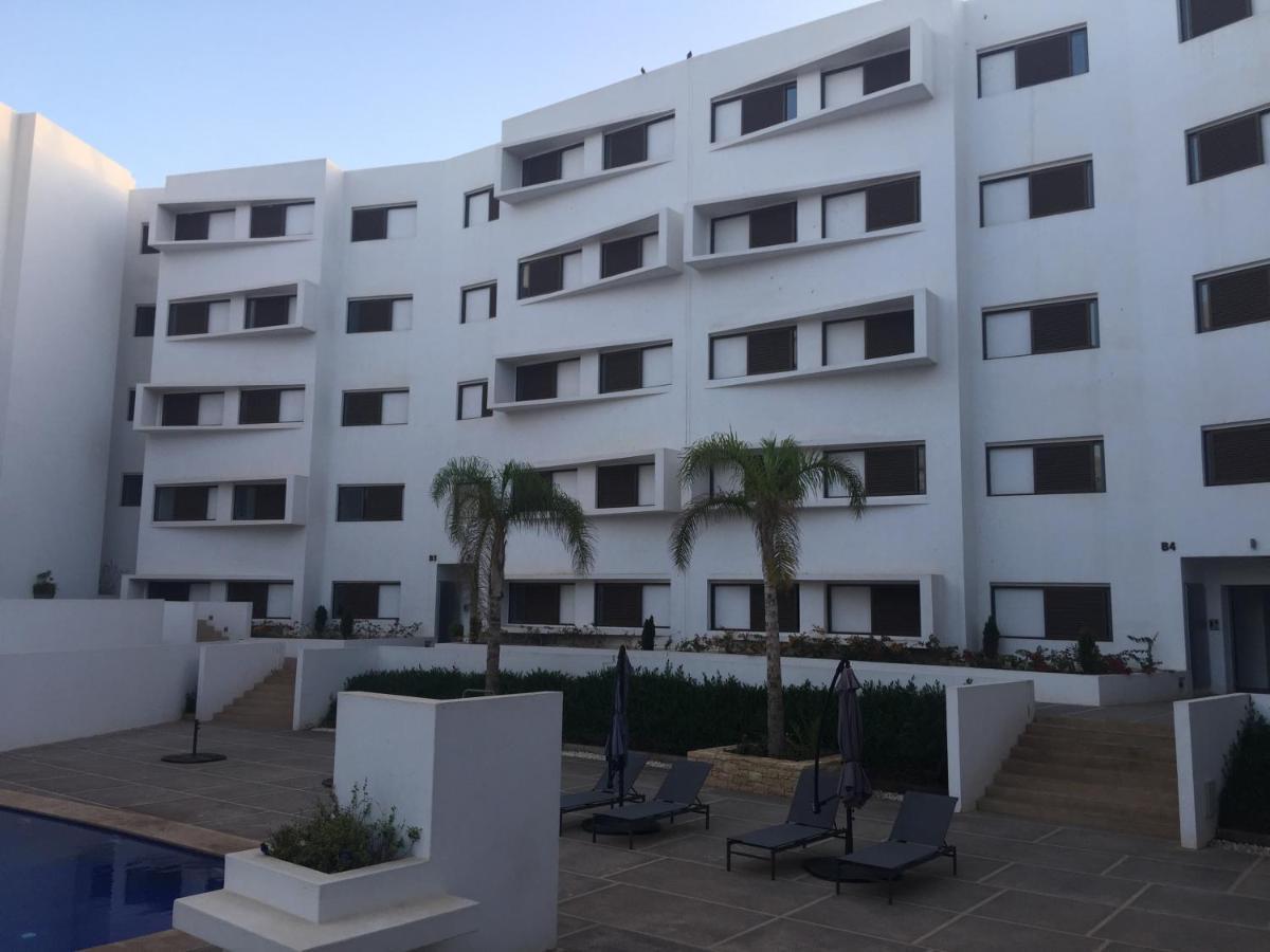 Luxury Apartment 100Sqm With Pool Near Beach Wifi Unlimited With Optical Fiber Agadir Luaran gambar