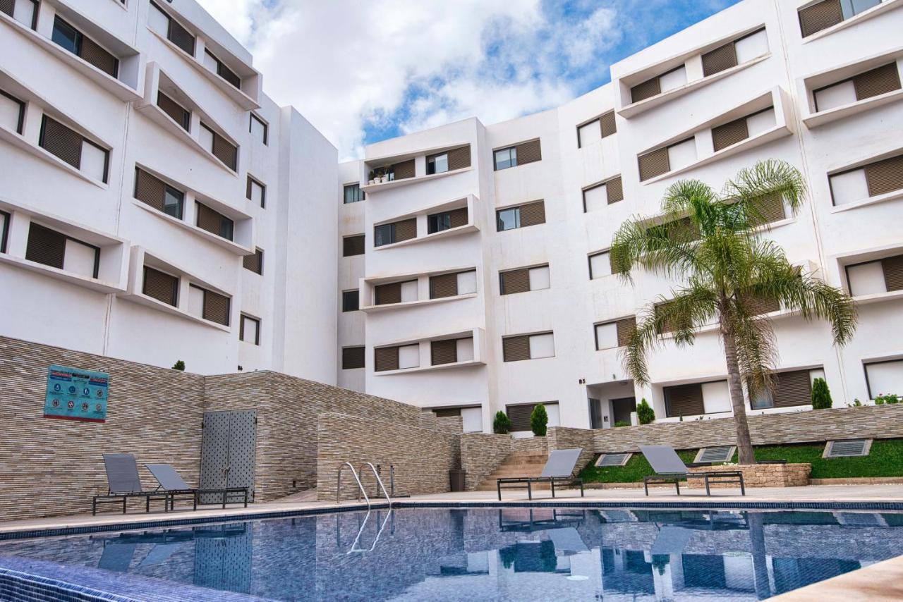 Luxury Apartment 100Sqm With Pool Near Beach Wifi Unlimited With Optical Fiber Agadir Luaran gambar